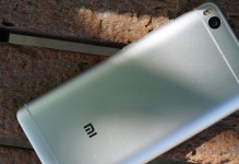 2017年购买iPhone5s是明智选择吗？（从性能、外观、摄影等多个方面评估）