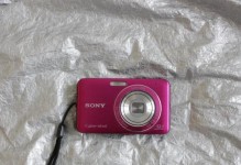 索尼DSC-W730相机的性能和特点（探究索尼DSC-W730相机的画质、操作和功能）